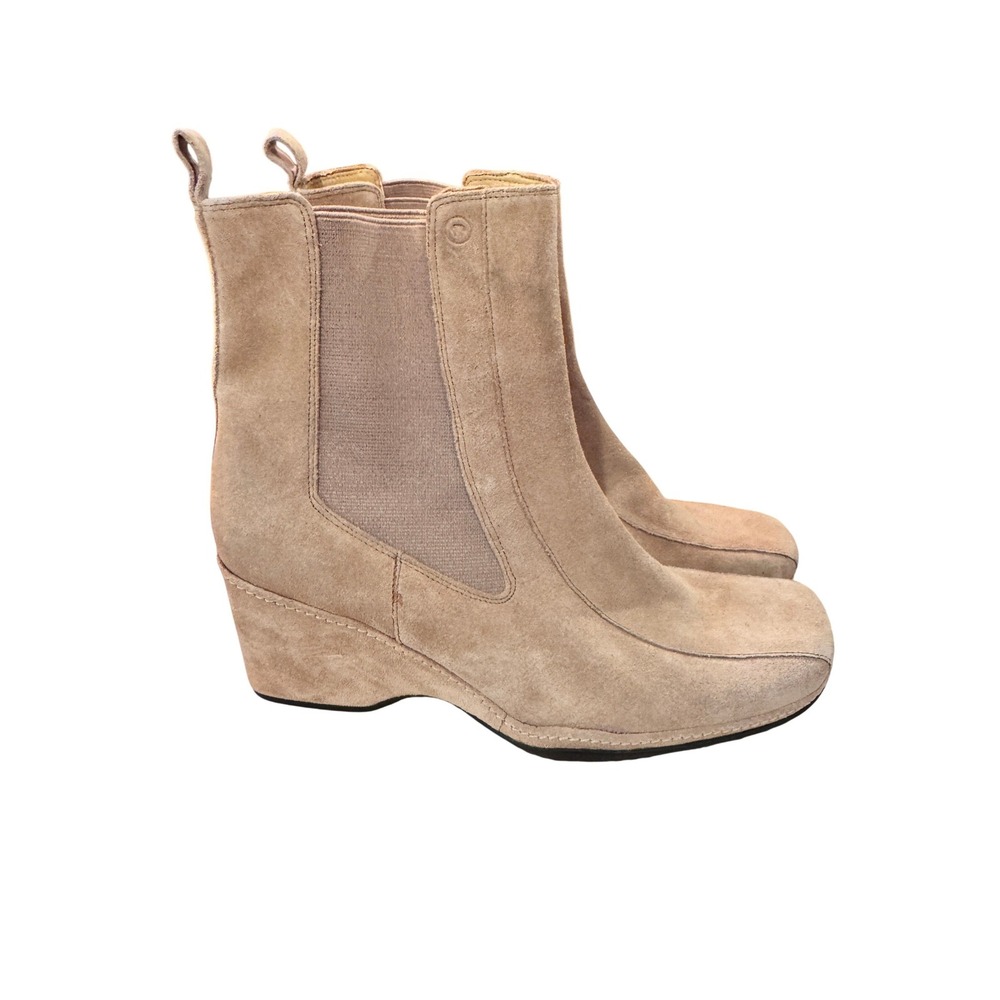 Rockport Women's Tan Suede Wedge Chelsea Boots Size 9M APW24849